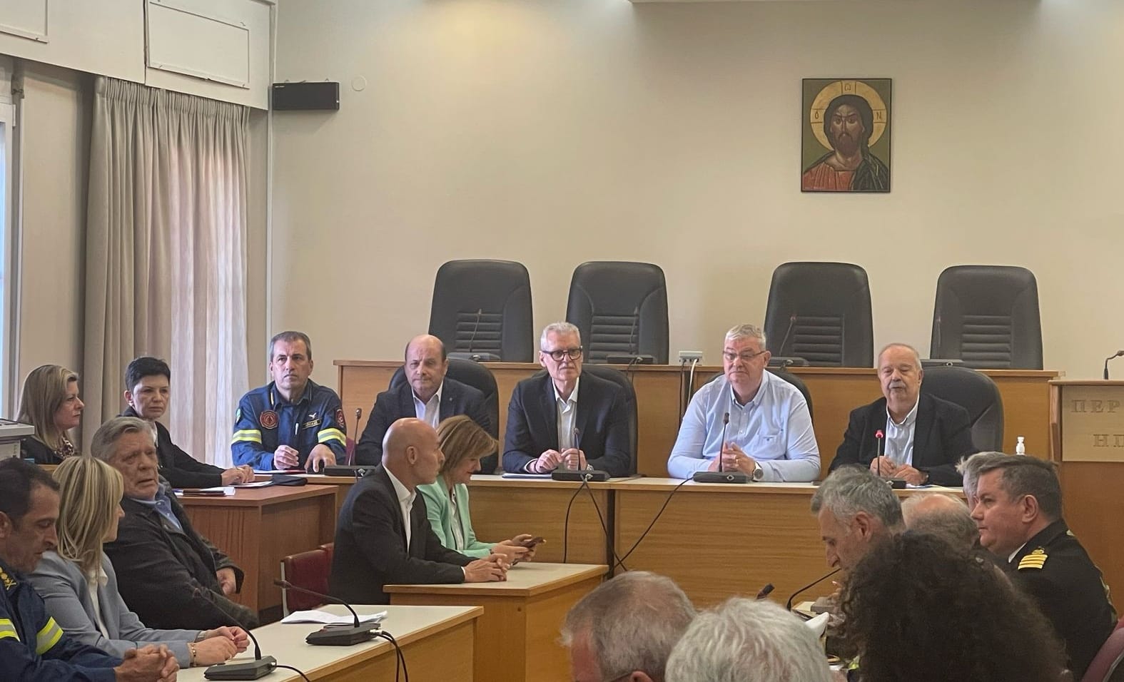 Ευρεία σύσκεψη υπό τον Υφυπουργό Κλιματικής Κρίσης και Πολιτικής Προστασίας, Ευάγγελο Τουρνά, για την προετοιμασία της αντιπυρικής περιόδου στην Περιφέρεια Ηπείρου